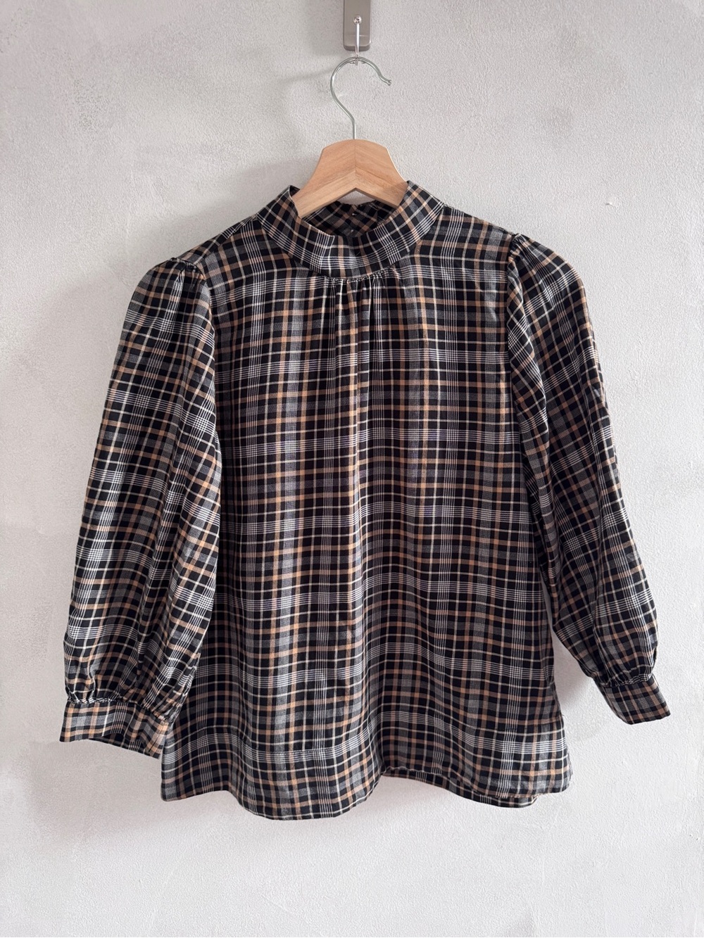 Everlane - Plaid Blouse in Black and Brown